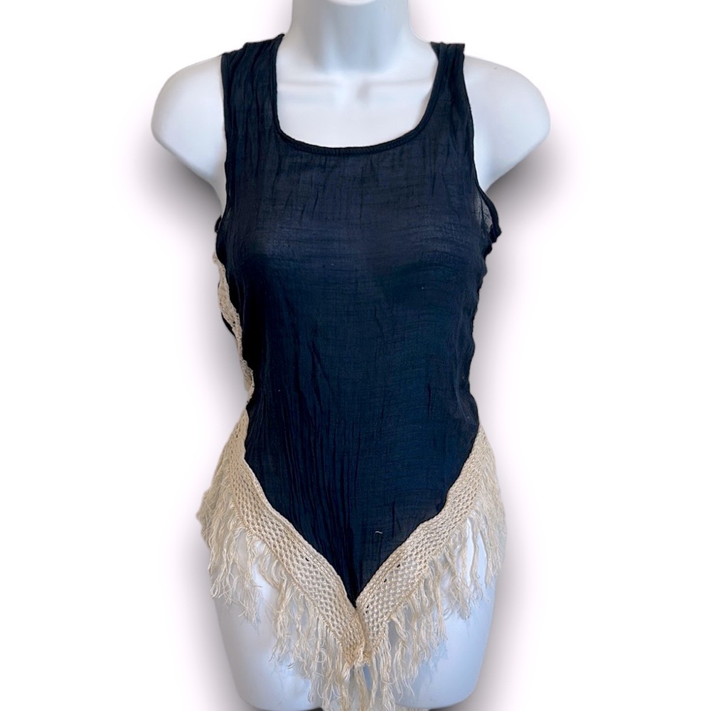 3/$15 Unique One of kind Crochet Fringe blouse